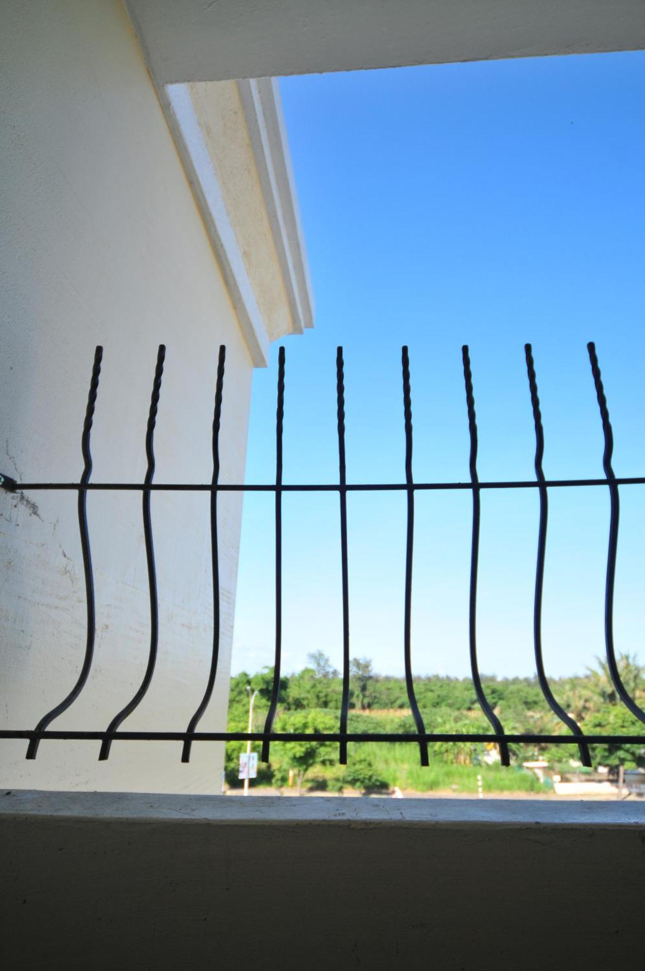 Full Sun House - Peng'S Family Apartment Taitung Bagian luar foto